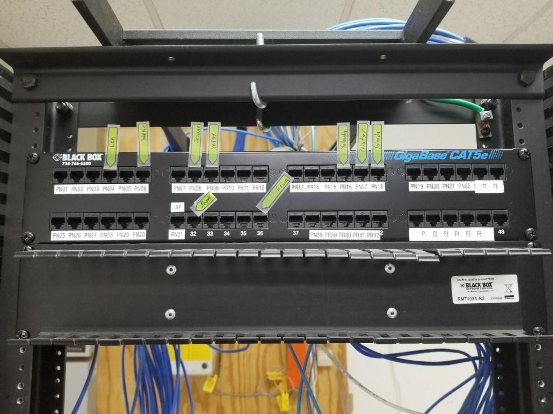 Server Rack - Image 3 of 3