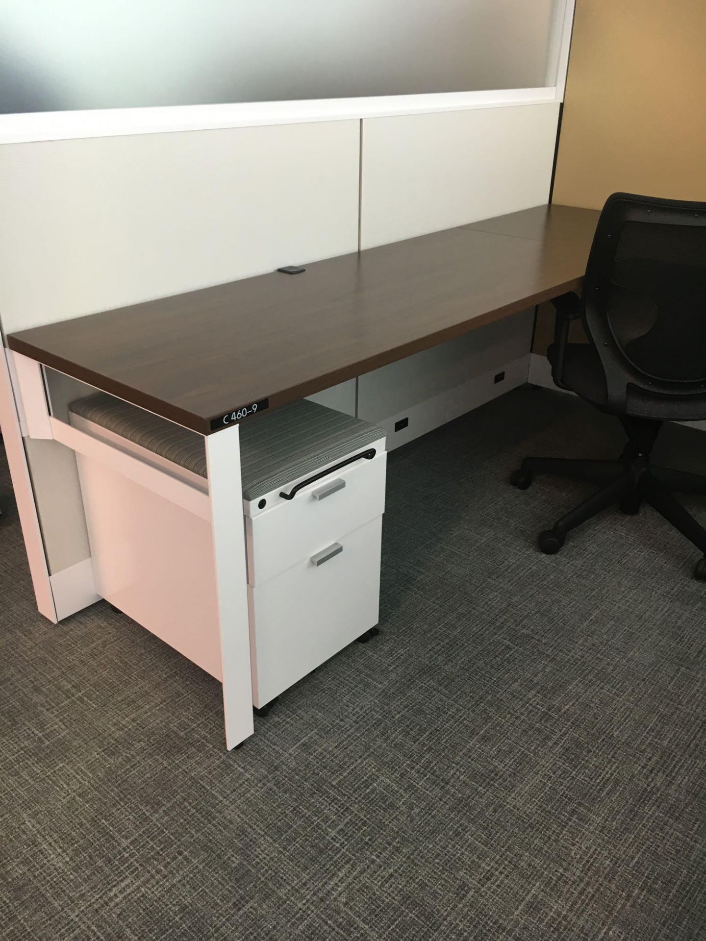 Four Person Cubicle Workstation - Bild 6 aus 7