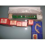 OO GAUGE - A group of mostly boxed Hornby Dublo wa