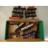 MODEL RAILWAYS - HO GAUGE - A quantity of unboxed