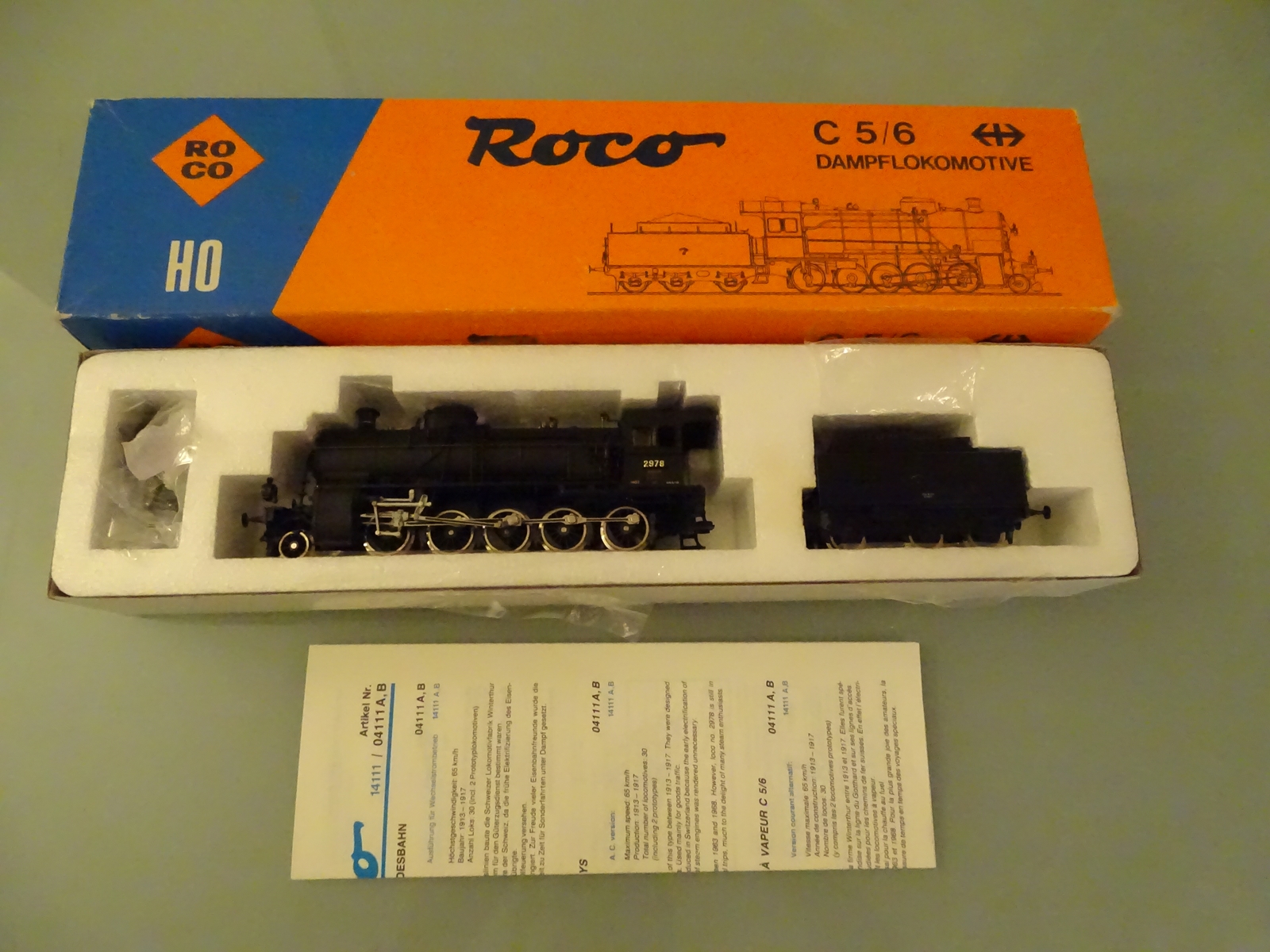 MODEL RAILWAYS - HO GAUGE - A Roco 04111A Swiss Ou