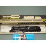 OO GAUGE MODEL RAILWAYS WRENN W2224 CLASS 8F STEAM