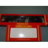 OO GAUGE MODEL RAILWAYS: A PAIR OF BOXED HORNBY ST