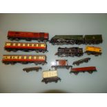 HORNBY DUBLO OO GAUGE MODEL RAILWAYS: GROUP OF UNB