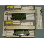 OO GAUGE MODEL RAILWAYS PAIR OF WRENN W2217 0-6-2