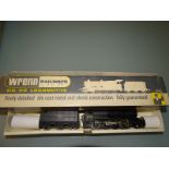 OO GAUGE MODEL RAILWAYS WRENN W2224 CLASS 8F LOCOM