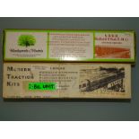 OO GAUGE MODEL RAILWAYS PAIR OF METAL SOUTHERN REG