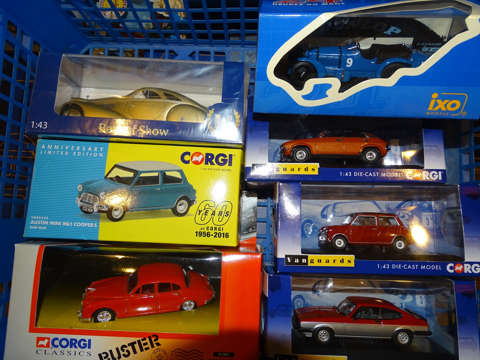 TRAY OF DIECAST CARS BY CORGI, IXO AND BEST OF SHO