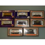 OO GAUGE MODEL RAILWAYS: GROUP OF LIMITED EDITION