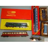 OO GAUGE - GROUP OF BRITISH OUTLINE MODEL RAILWAY ITEMS by HORNBY, LIMA and MAINLINE as lotted - G/