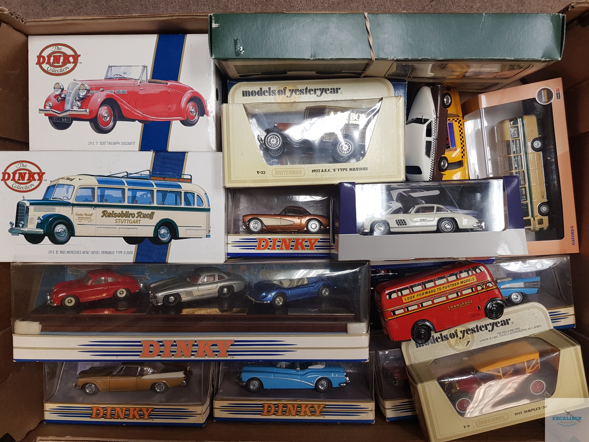 TRAY OF MISCELLANEOUS DIECAST - including later DINKY by MATCHBOX and a BRIMTOY CLOCKWORK BUS - F/