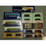 N GAUGE - GROUP OF JAPANESE OUTLINE FREIGHT WAGONS - by TOMIX, KATO, KAWAI etc - VG/E in G/VG