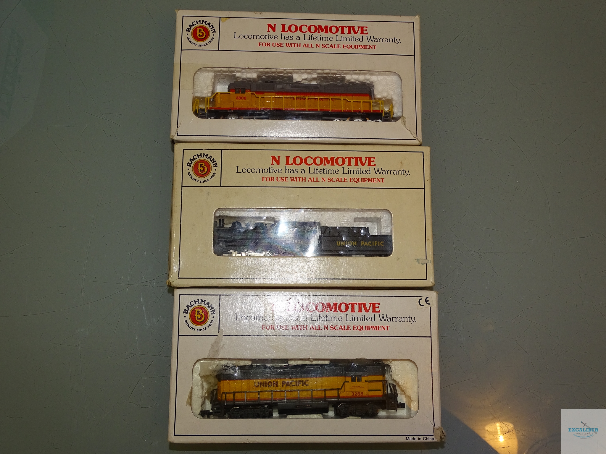 N GAUGE - GROUP OF AMERICAN OUTLINE LOCOS by BACHMANN all in UNION PACIFIC LIVERY (2 x diesel, 1 x