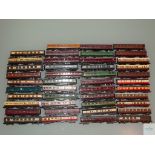 N GAUGE - LARGE QUANTITY OF BRITISH OUTLINE PASSENGER COACHES by GRAHAM FARISH and others - all