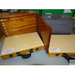 N GAUGE - A COLLECTION OF WOODEN AND METAL CASES ADAPTED TO A VERY HIGH STANDARD FOR THE CARRIAGE OF