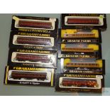 N GAUGE - GROUP OF BRITISH OUTLINE PASSENGER COACHES by GRAHAM FARISH - G in F/G boxes (9)