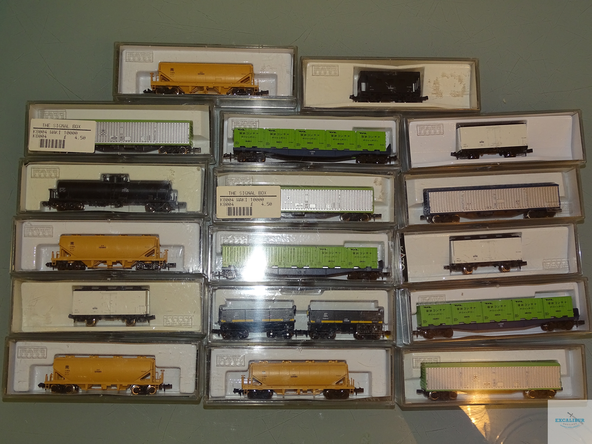 N GAUGE - GROUP OF JAPANESE OUTLINE FREIGHT WAGONS BY KATO - E in VG boxes (17)