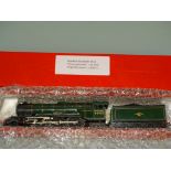 A HORNBY RAILWAYS R850 'Flying Scotsman' in BR Green - F/G in collector's box