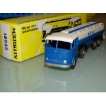 A MÄRKLIN 18032 replica diecast articulated tanker lorry in ARAL livery, limited edition, complete