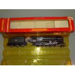 A HORNBY R373 class 9F steam locomotive 'Evening Star' in BR green livery - VG in F/G box