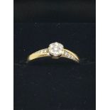 9ct gold diamond (0.23ct) cluster ring (sz P)