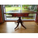 Fine Victorian mahogany dropleaf pedestal dining table