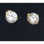 14ct gold CZ stud earrings