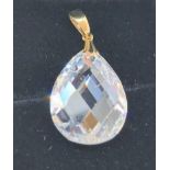 14ct gold CZ pendant