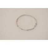 9ct hallmarked white gold cubic zirconia screw bangle