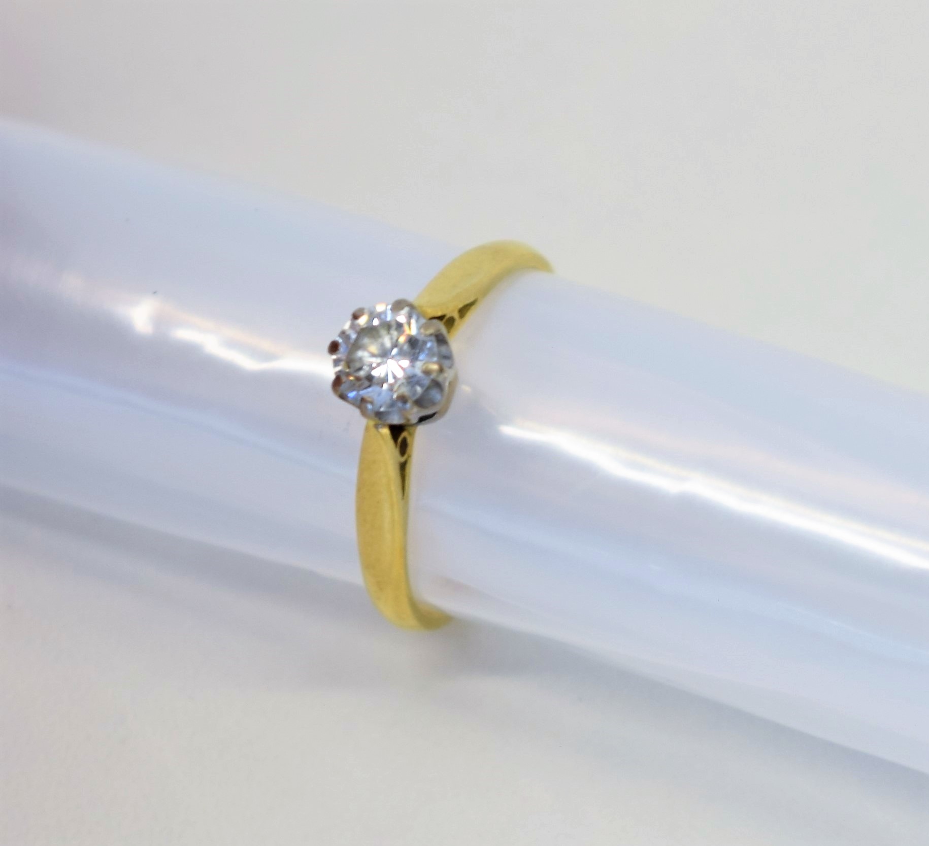 18ct non-hallmarked solitaire diamond ring UK size P