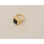 Stone Gents ring 14ct yellow gold non-hallmarked