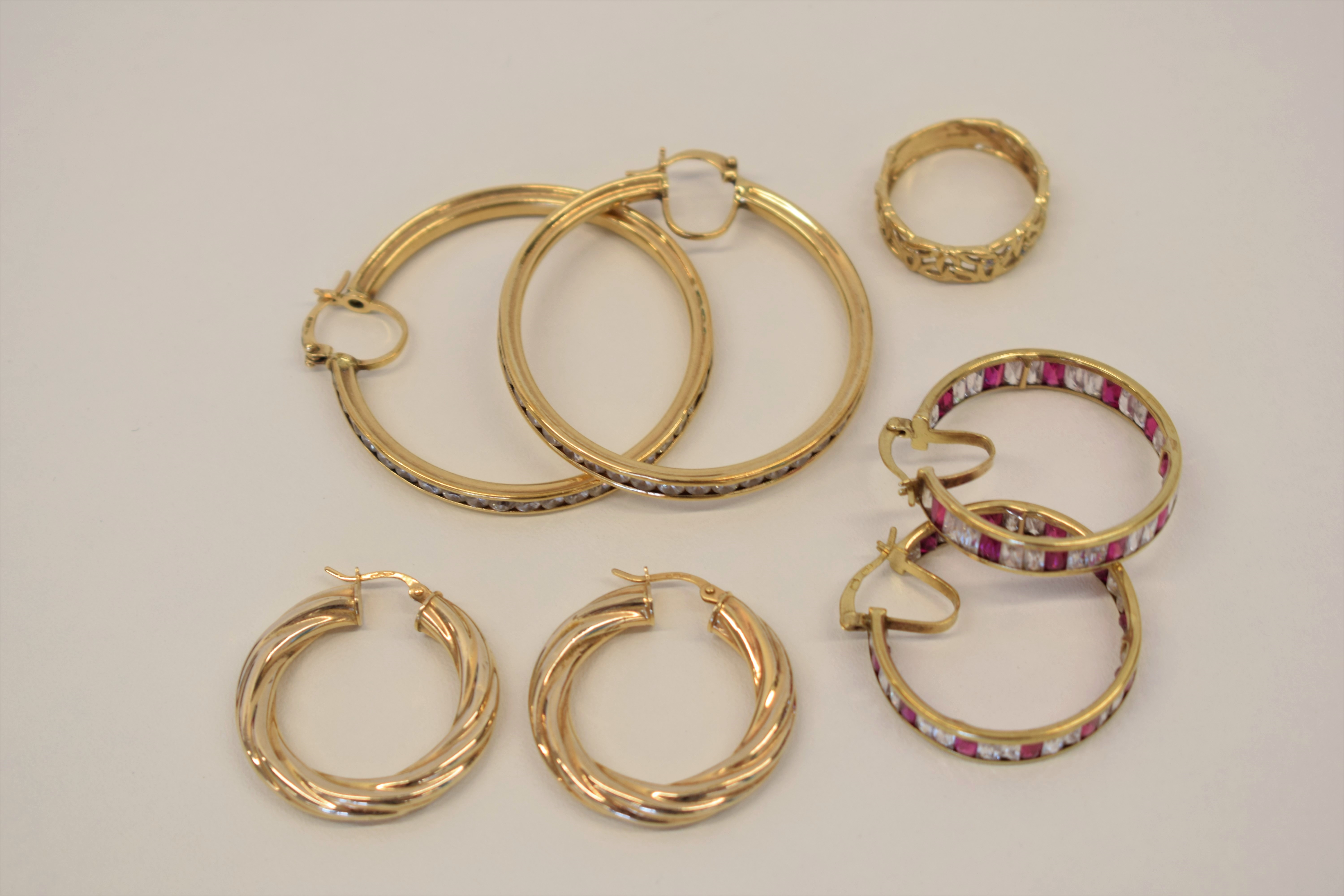 9ct earrings, ring, hoops, creoles - Image 2 of 3