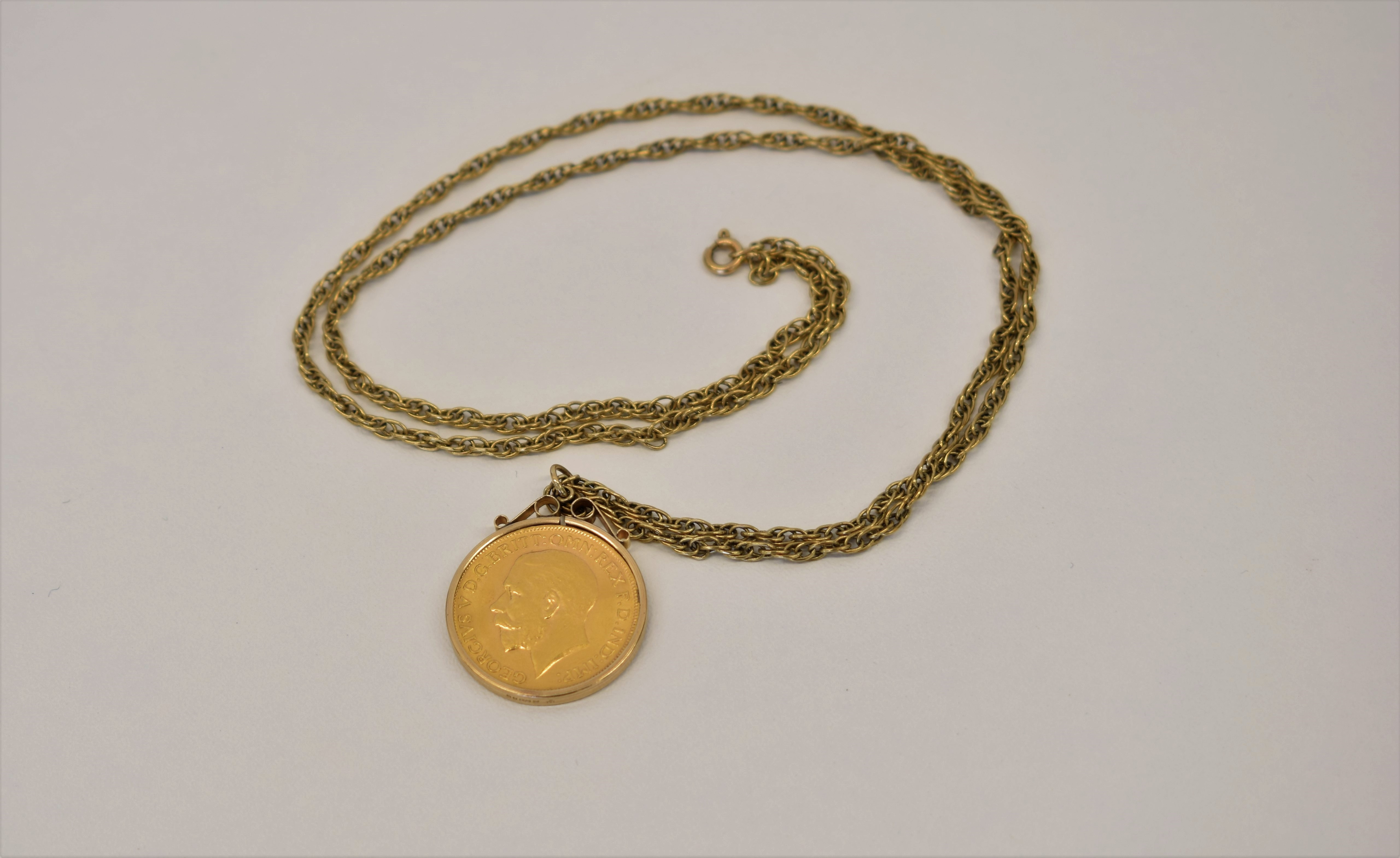 22ct and 14ct gold non-hallmarked sovereign and chains - Image 2 of 2