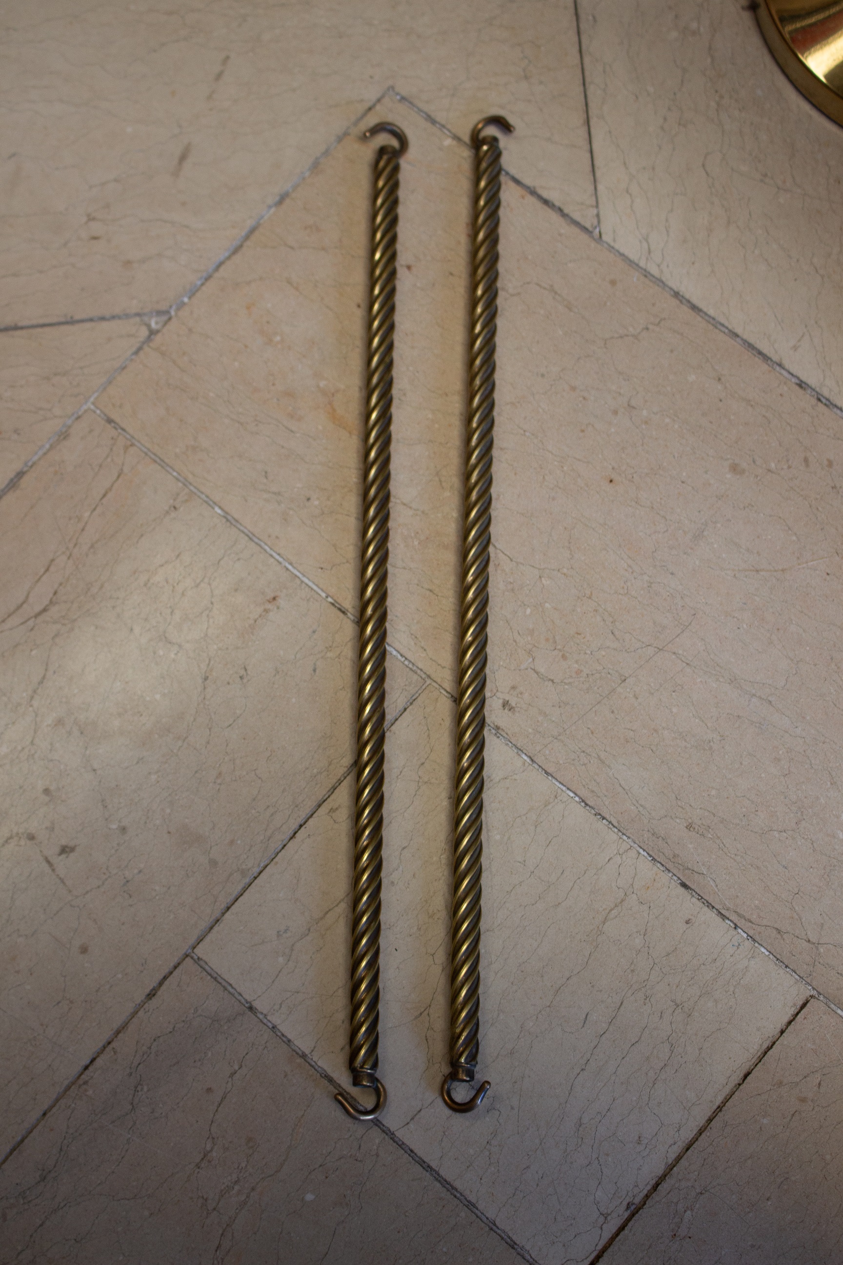 Brass hanging lamp - Image 3 of 3