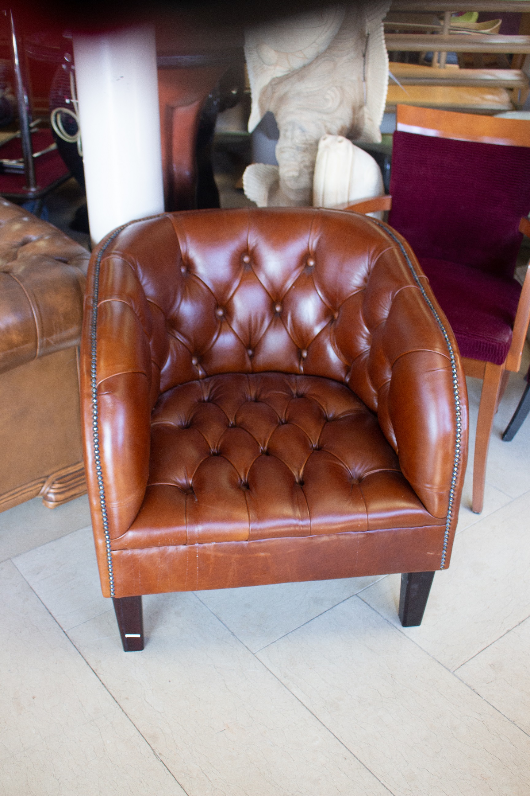 Leather tub chair