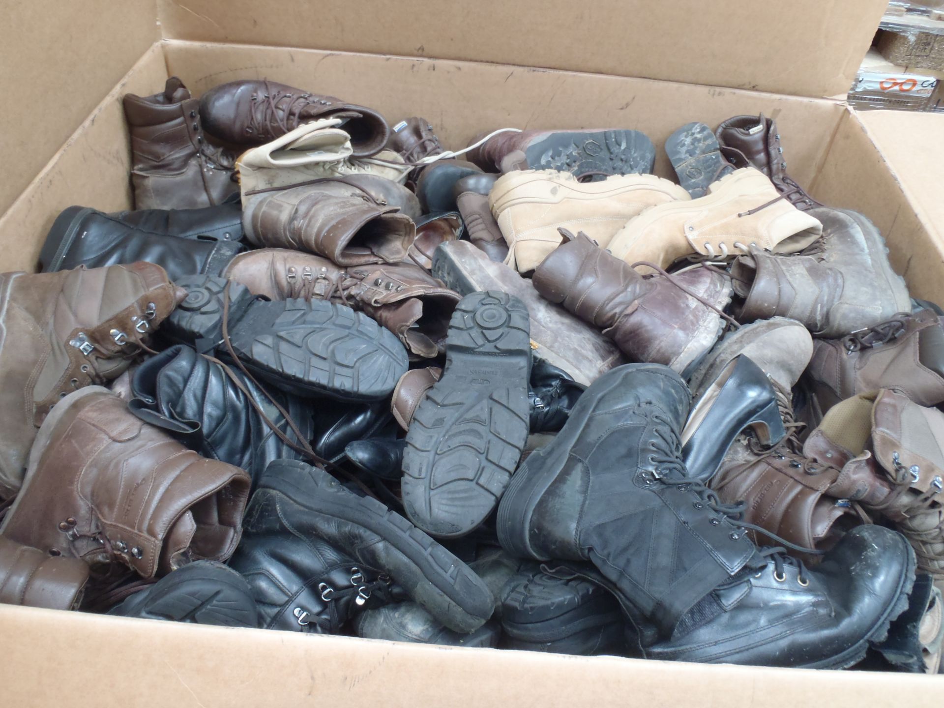 PALLET OF BOOTS - USED CONDITION - UNGRADED