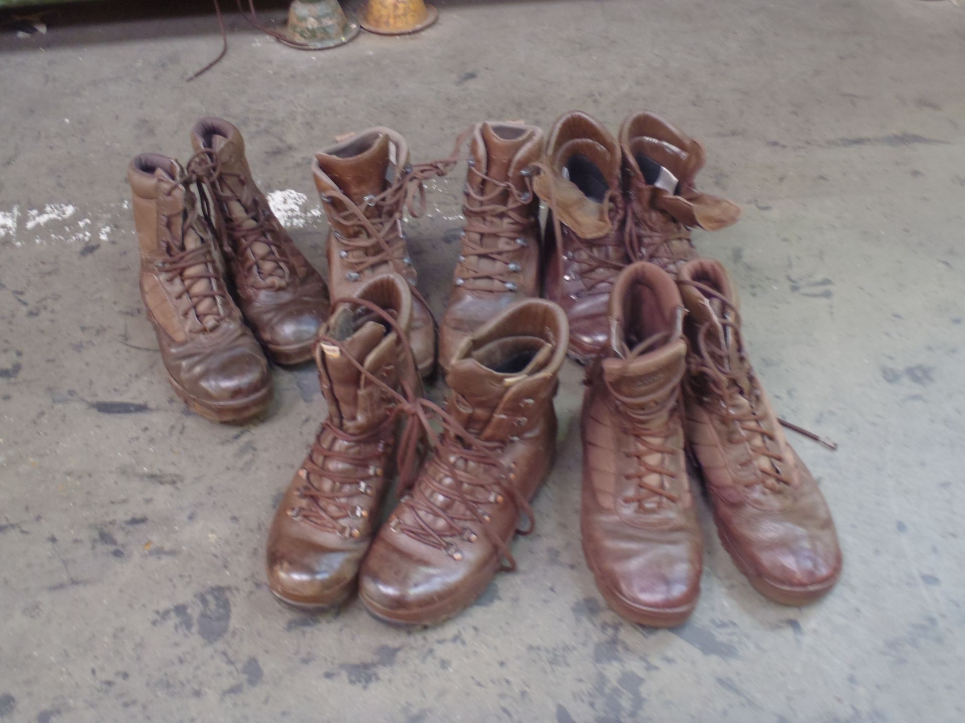 PACK OF 5 - BROWN BOOTS - GRADE 2 CONDITION