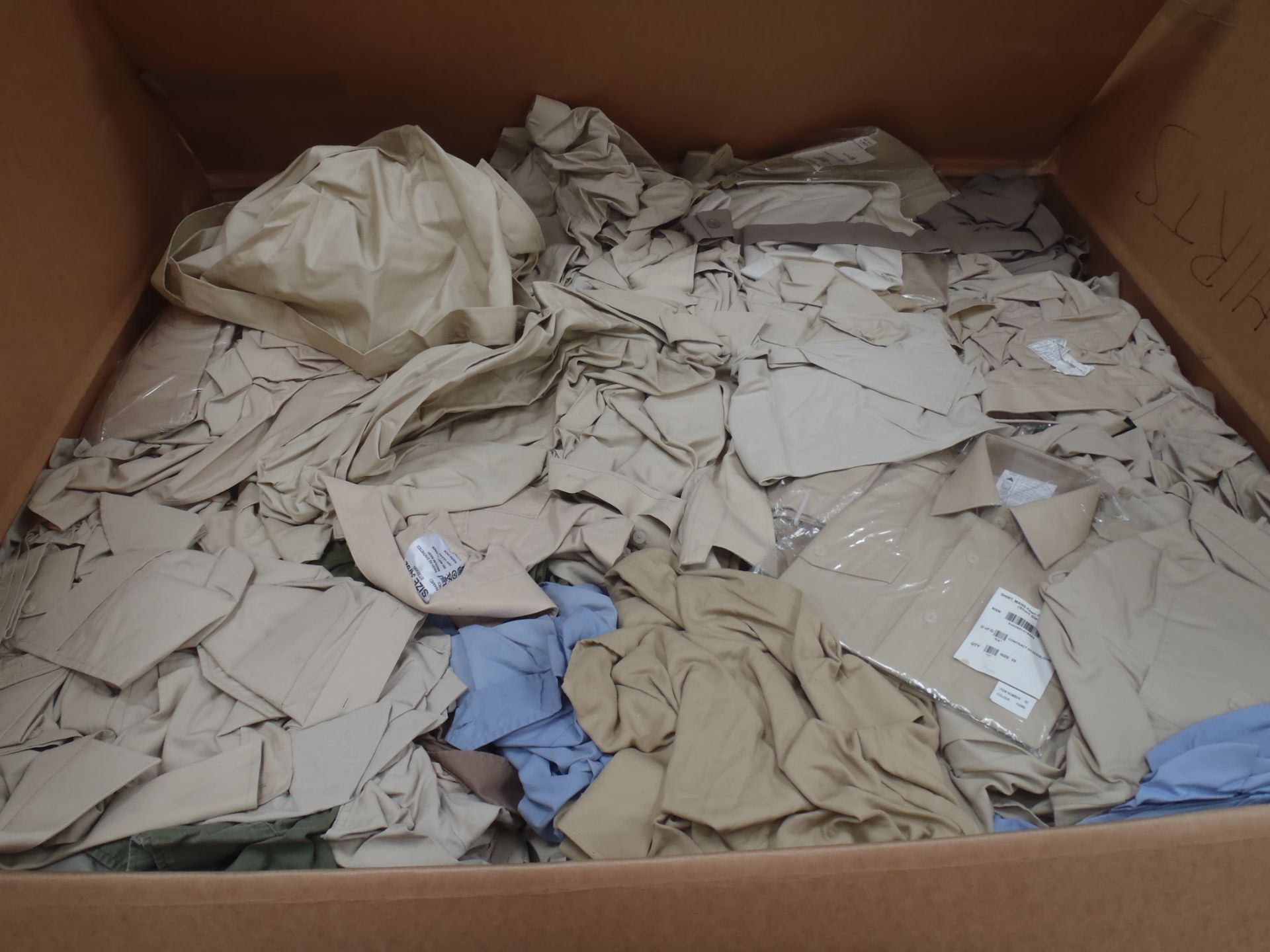 PALLET OF SHIRTS - USED CONDITION - UNGRADED