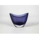 Vase "Inciso" Paolo Venini (Entwurf), Venini, Murano, 1956 Farbloses Glas mit blauem und violettem