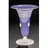 Vase "Ausführung 166" Loetz Wwe., Klostermühle, nach 1916 Farbloses Glas, mit fliederfarbenem Opal