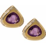 Amethystohrstecker mit Diamanten585-er Gelbgold, ca. 20,3 g. Zum abgerundeten Dreieck ausgeformte