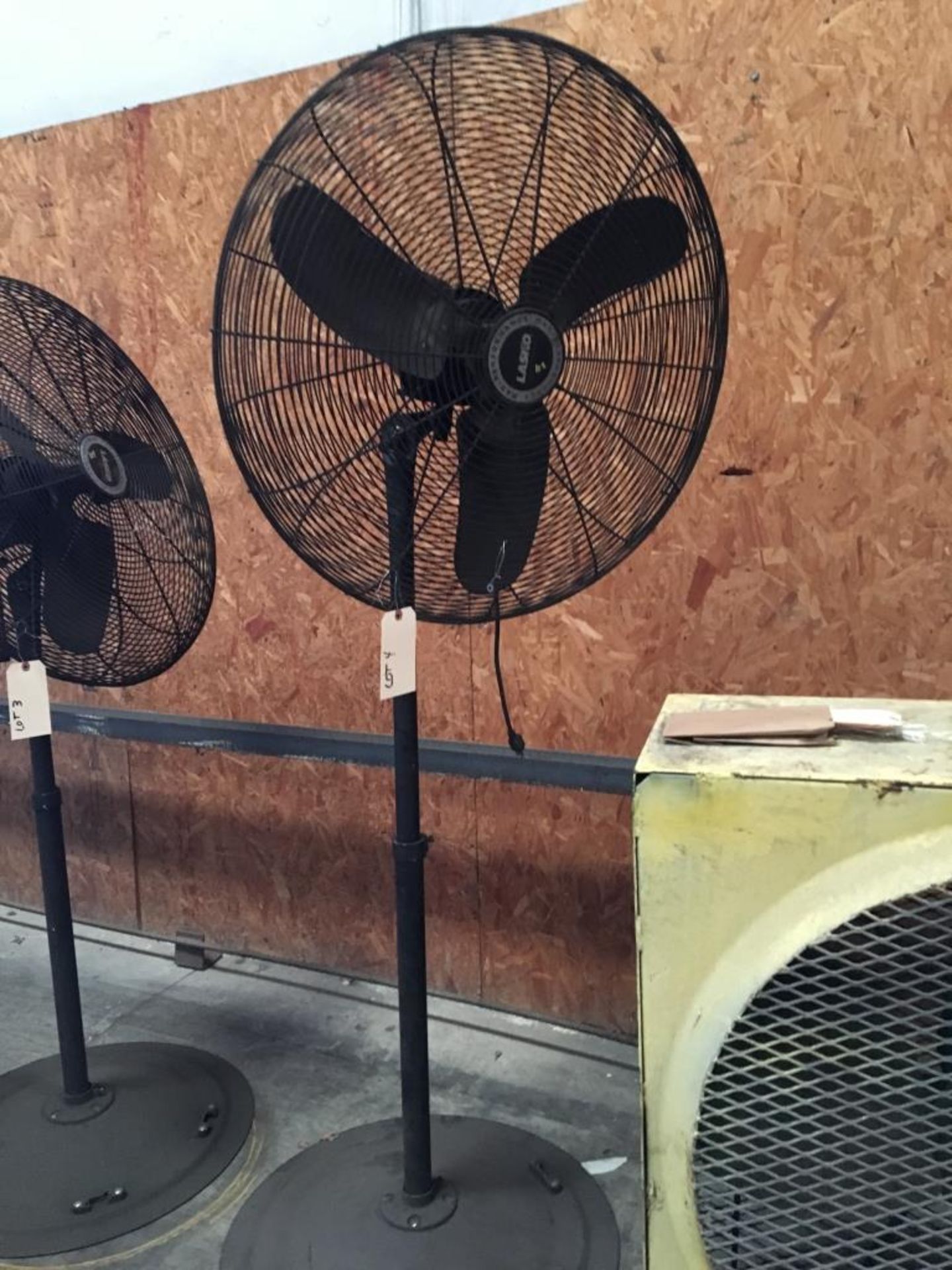 Lasko Fan 30in shop fan