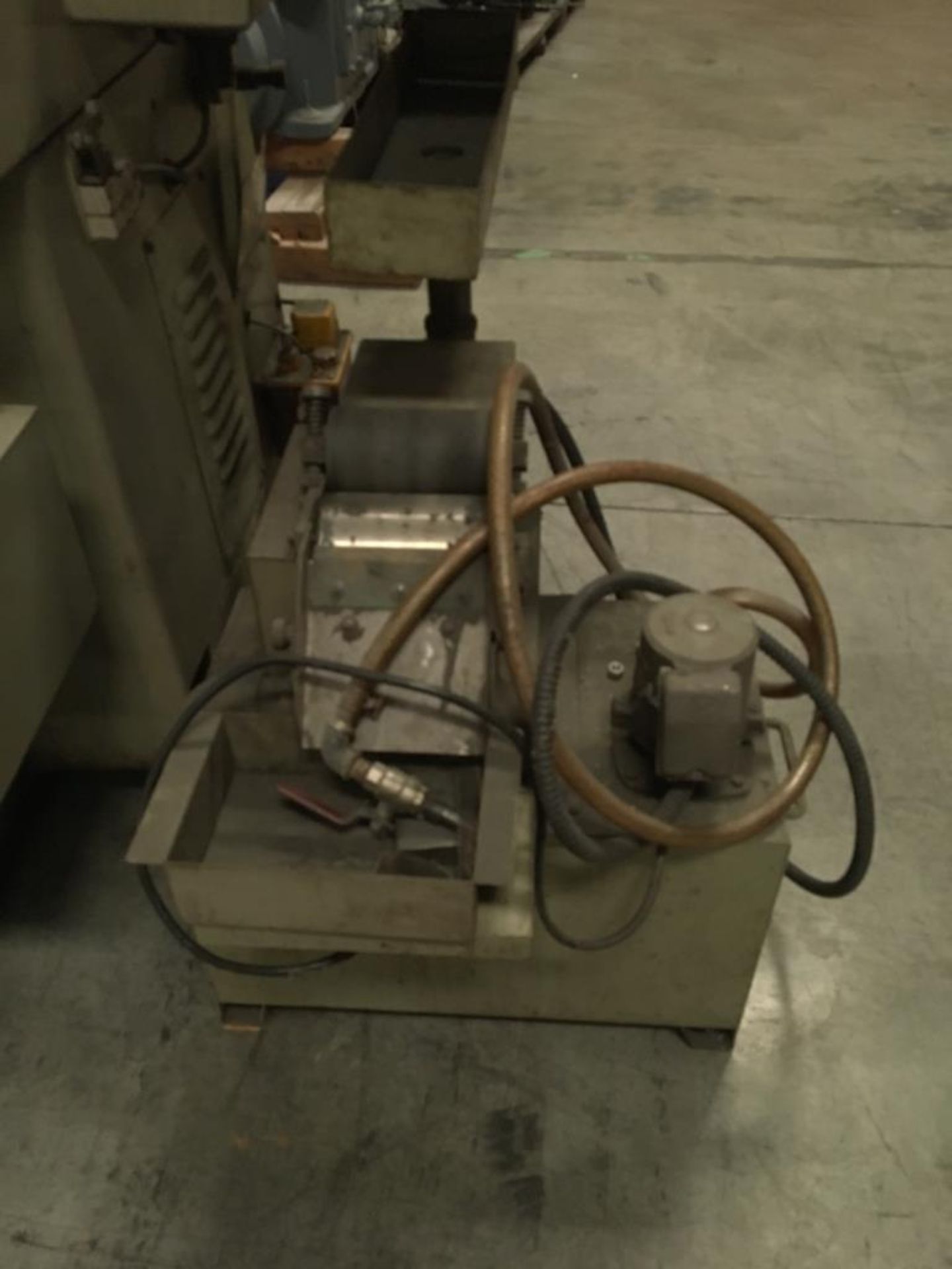 Kent Industrial Surface Grinder w/ Coolant Pump & Hydraulics - Image 4 of 5