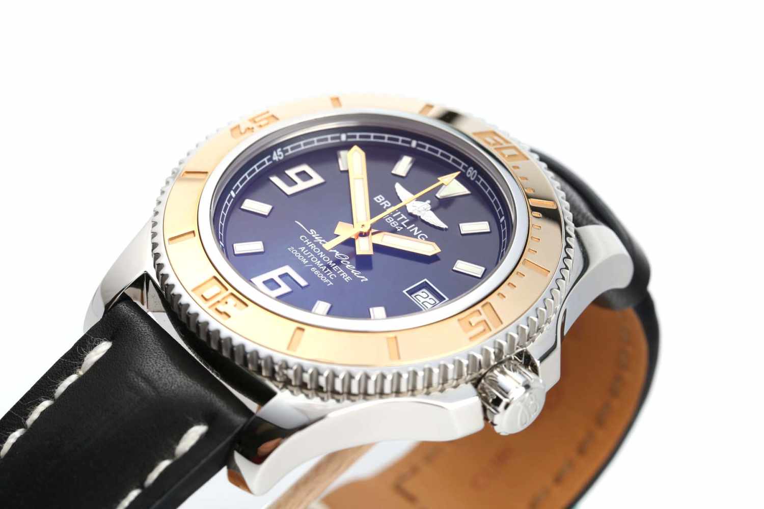 Breitling Superocean 44Gehäuse aus Edelstahl/Roségold, Automatik-Chronometer, Datum, Zifferblatt: - Image 2 of 3