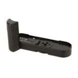 A Leica Multifunction Handgrip M,