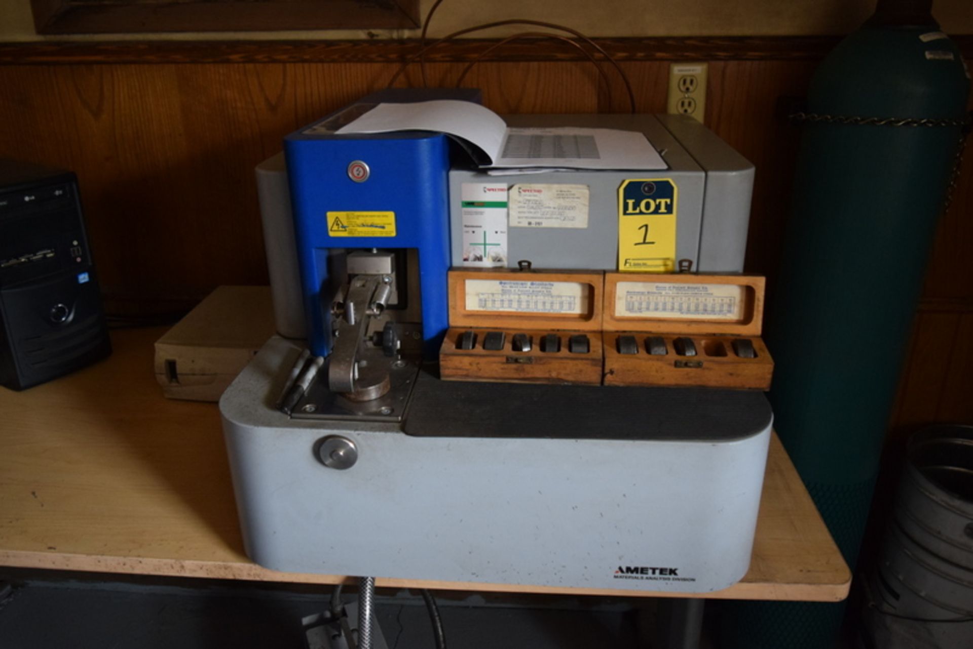 2012 Specto model maxx lmf05 steel base spectrometer s/n 11009392 with computer, monitor, and