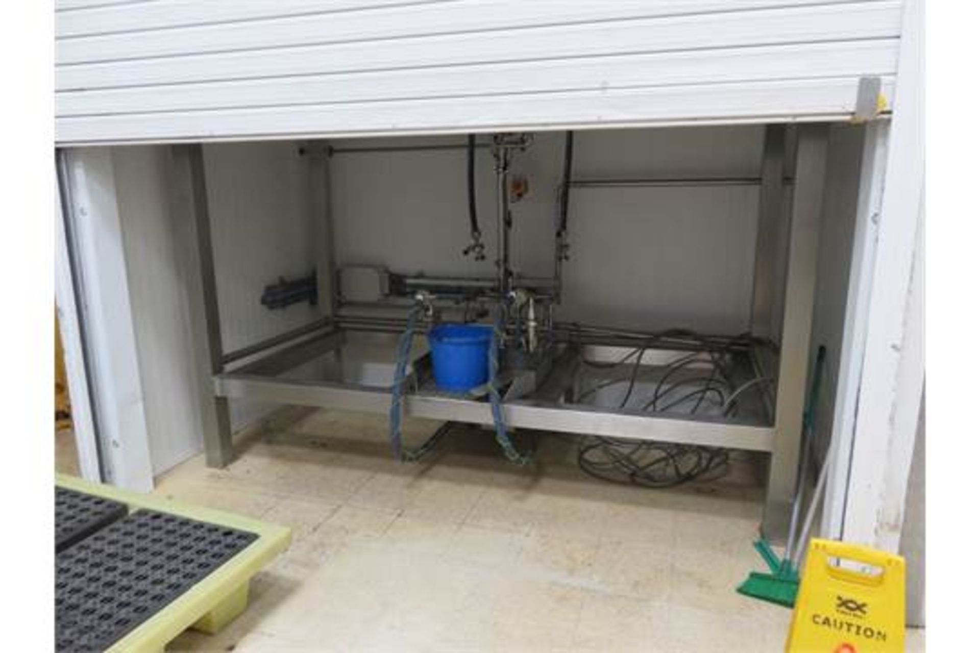 Skid mounted Yeast dosing system with refrigeration. Lift Out £200 - Image 6 of 9