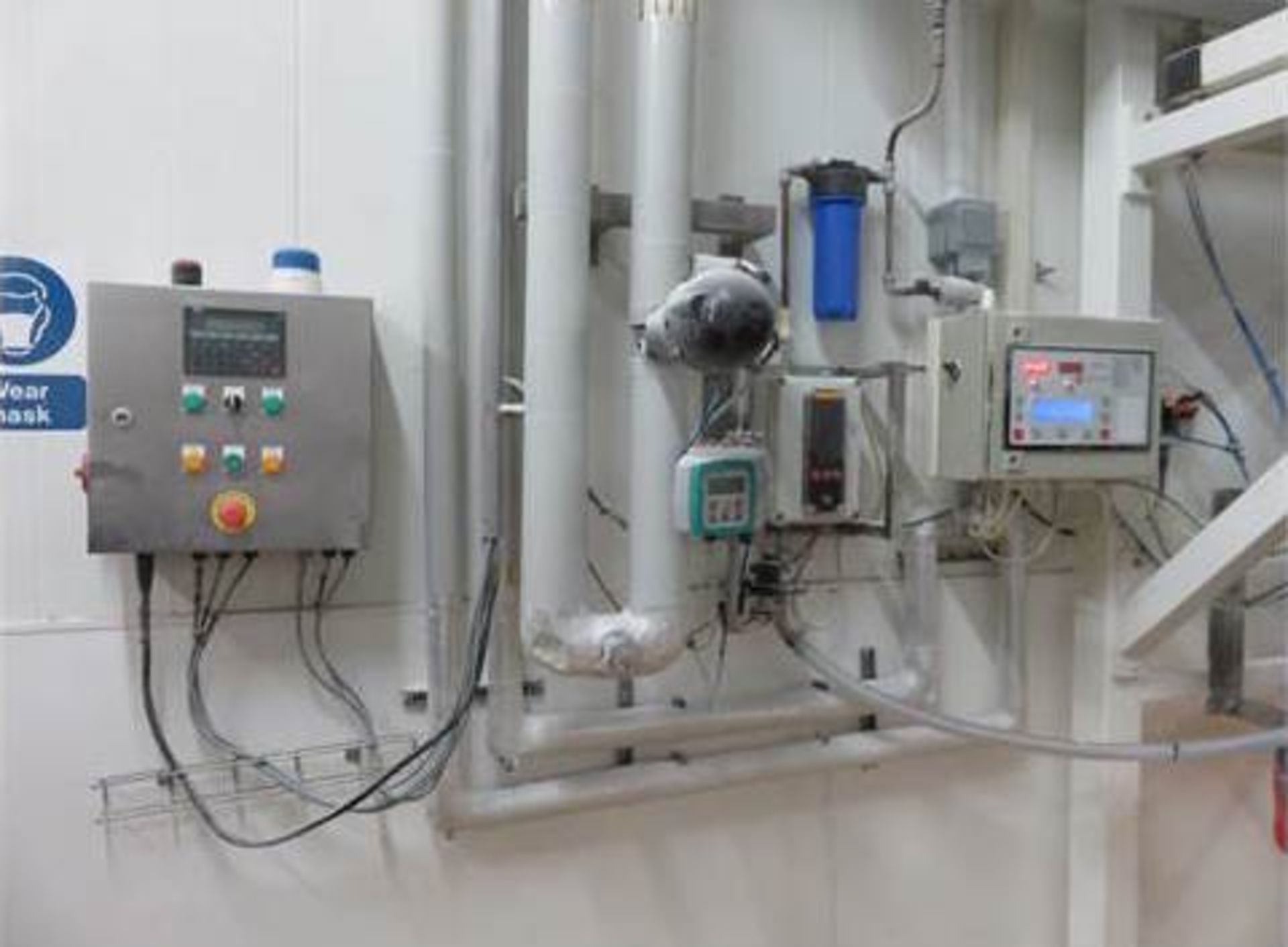 Skid mounted Yeast dosing system with refrigeration. Lift Out £200 - Image 9 of 9