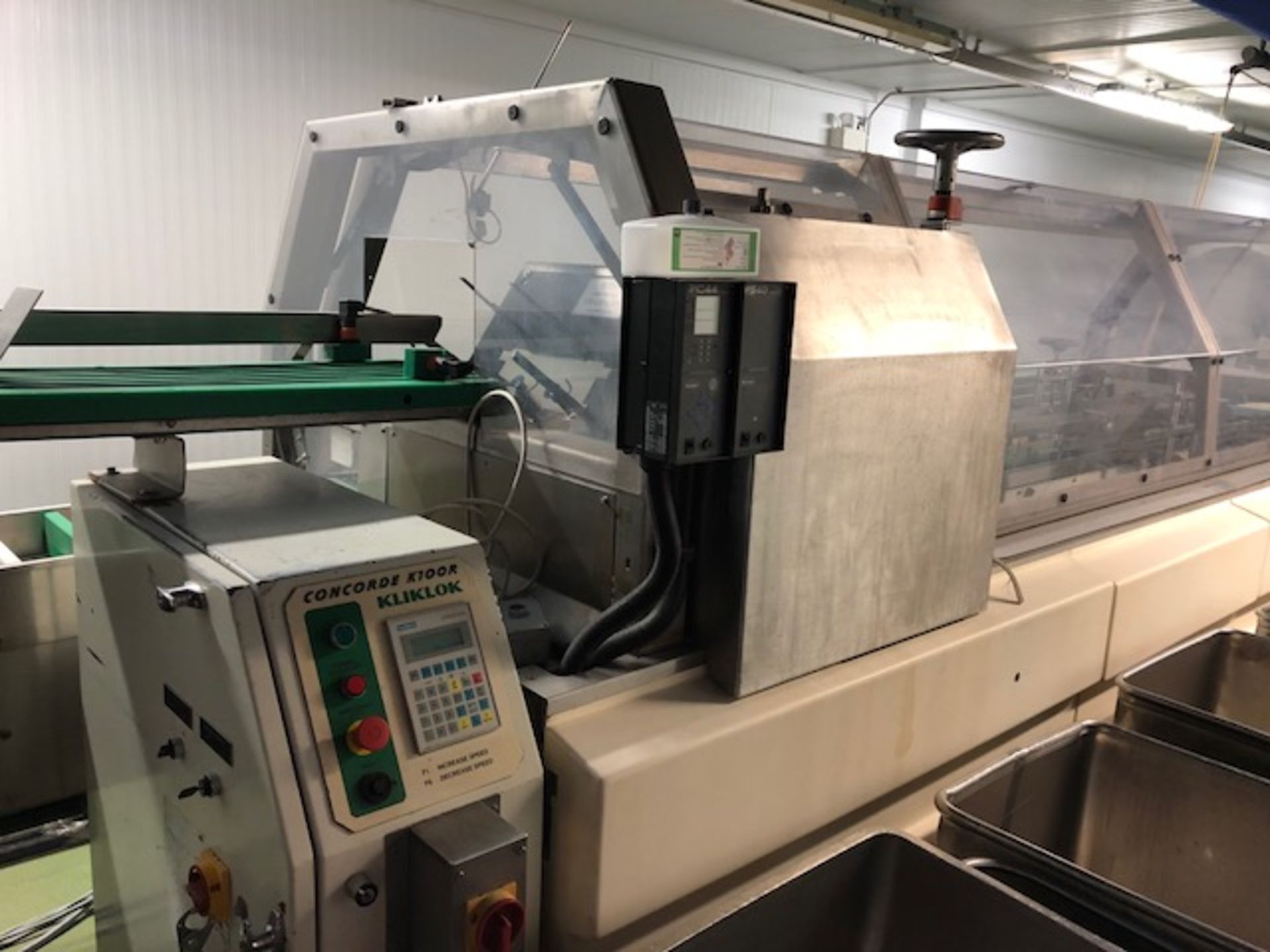 Kliklok concorde K100R fully automatic carton loader and sealer machine. Lift out £600 - Bild 7 aus 12