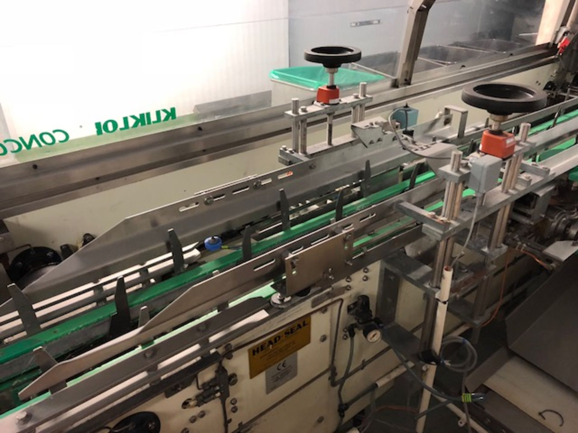 Kliklok concorde K100R fully automatic carton loader and sealer machine. Lift out £600 - Bild 5 aus 12